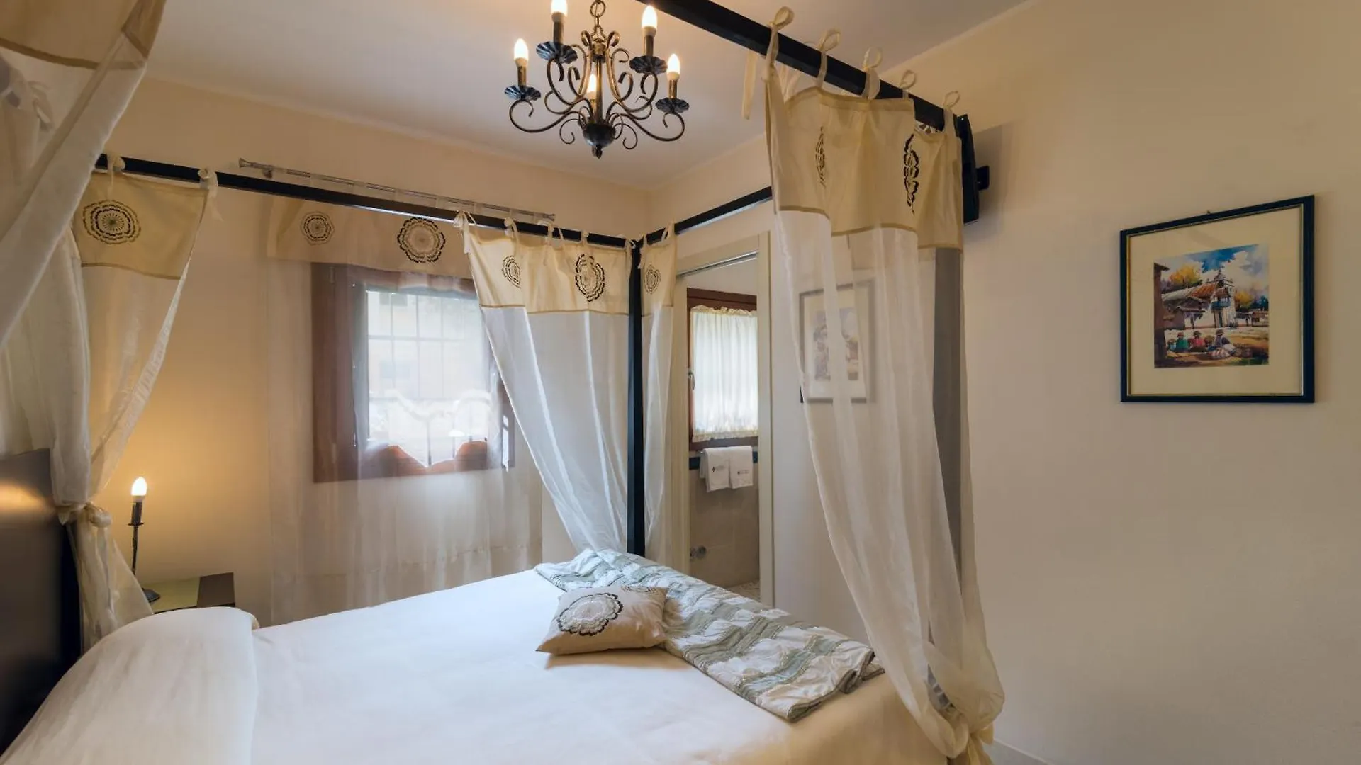 ***  Hotel Relais San Nicolo Treviso Italy